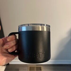 Yeti coffee mug black